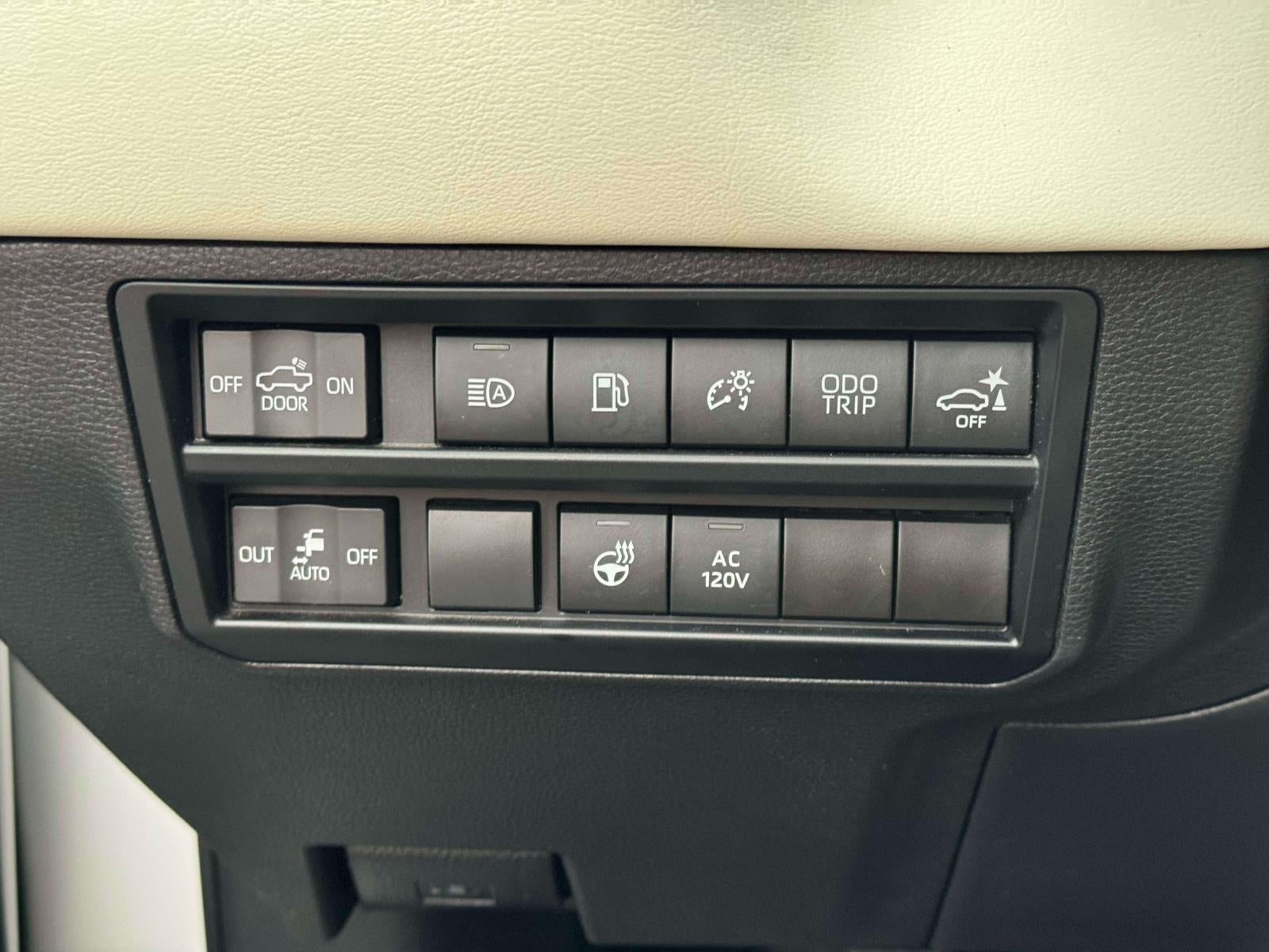 2022 Toyota Tundra Hybrid Capstone