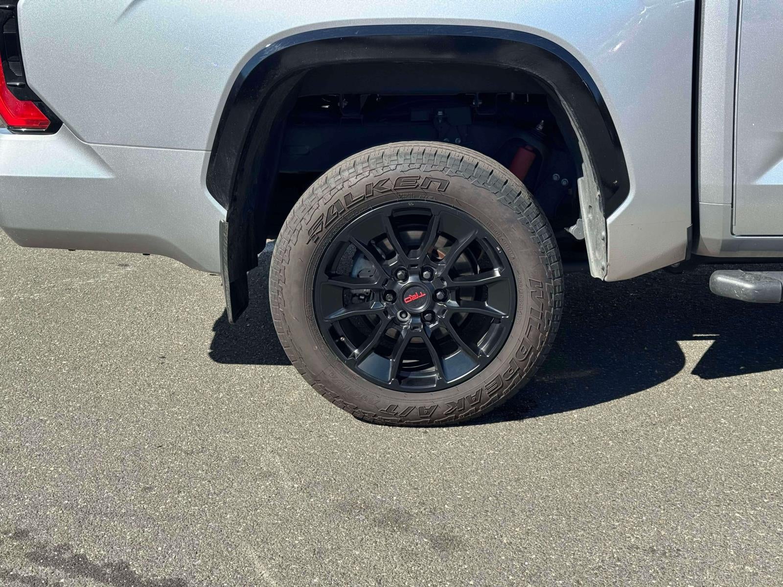 2025 Toyota Tundra Hybrid Platinum Hybrid CrewMax 5.5 Bed