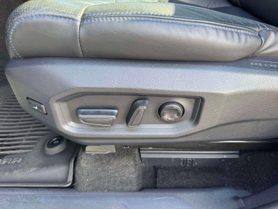 2025 Toyota Tundra Hybrid Platinum Hybrid CrewMax 5.5 Bed