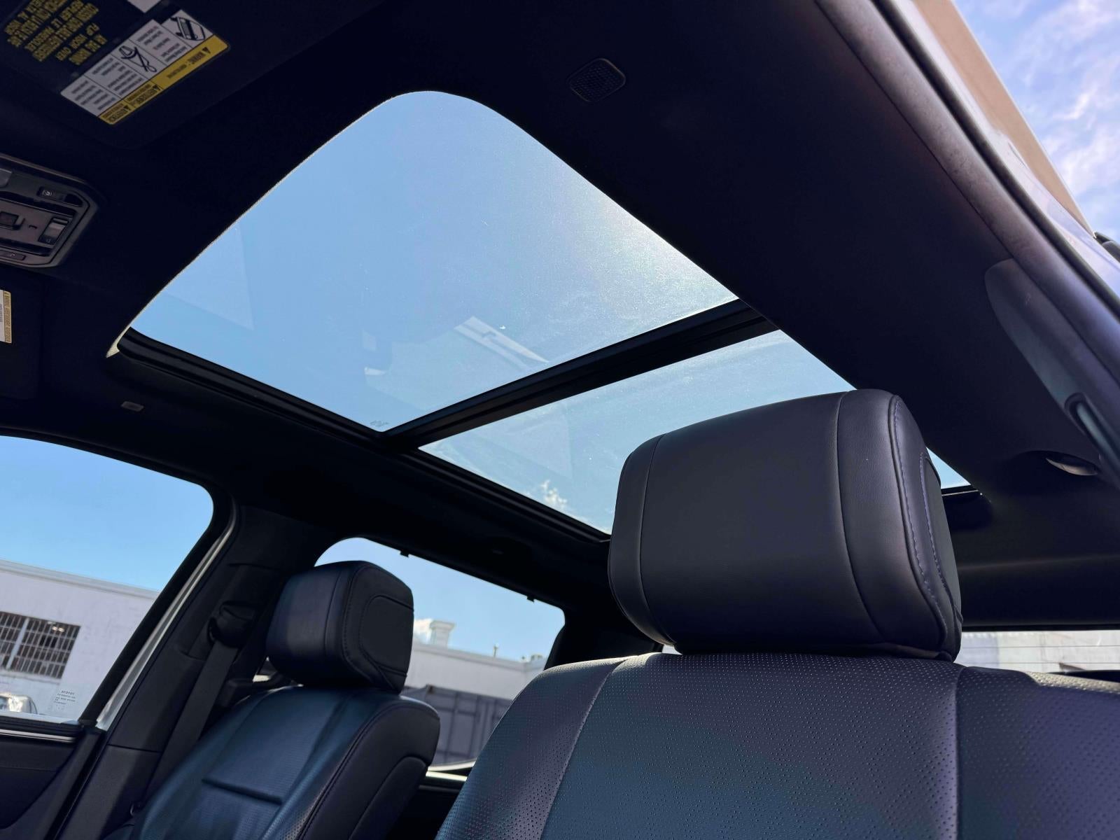 2025 Toyota Tundra Hybrid Platinum Hybrid CrewMax 5.5 Bed