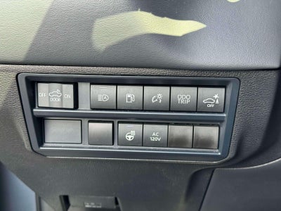 2025 Toyota Tundra Hybrid Platinum Hybrid CrewMax 5.5 Bed
