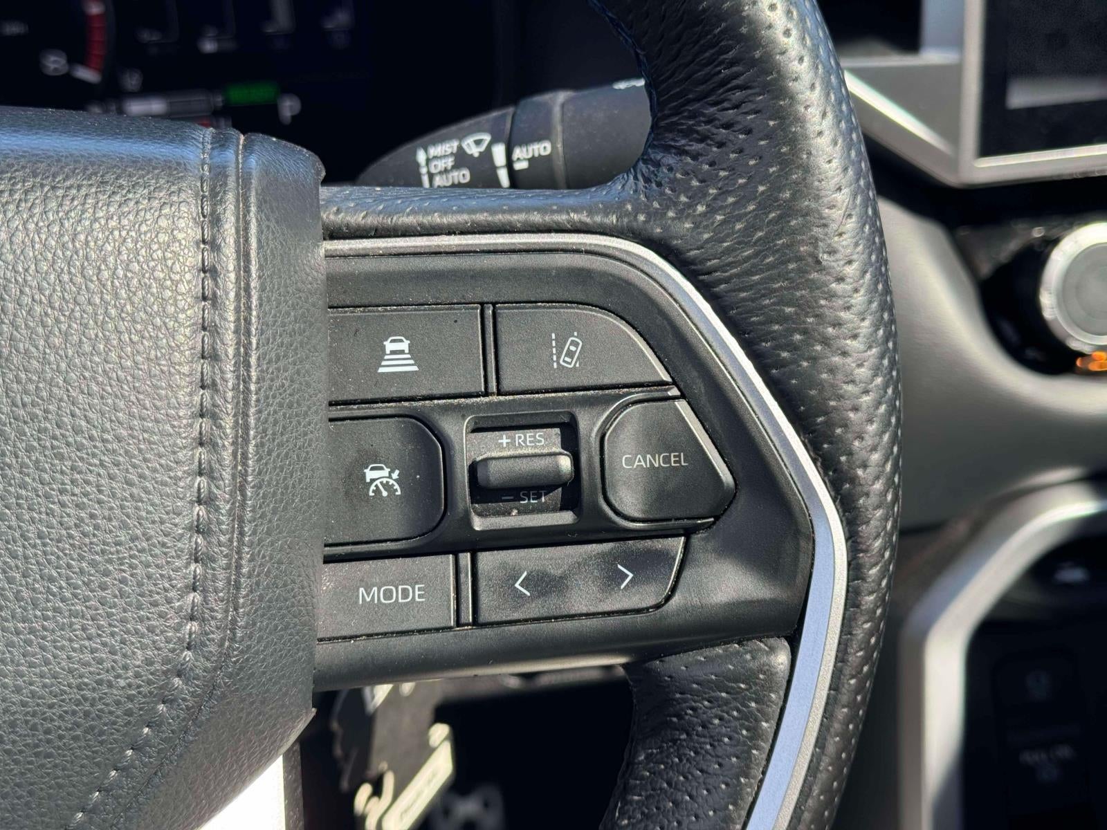 2025 Toyota Tundra Hybrid Platinum Hybrid CrewMax 5.5 Bed
