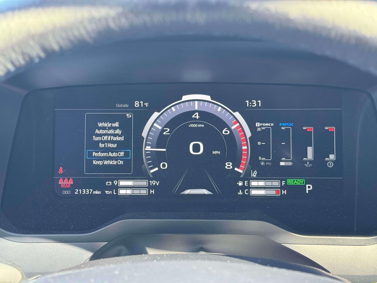 2025 Toyota Tundra Hybrid Platinum Hybrid CrewMax 5.5 Bed