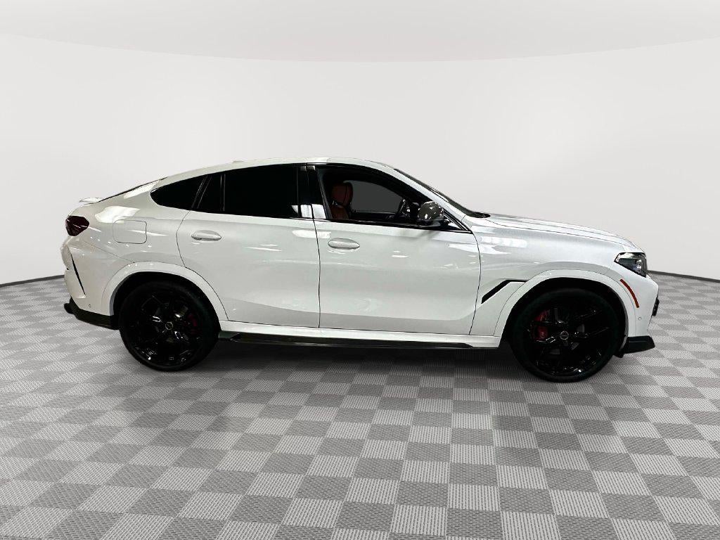 2023 BMW X6 xDrive40i