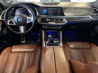 2022 BMW X6 M50i