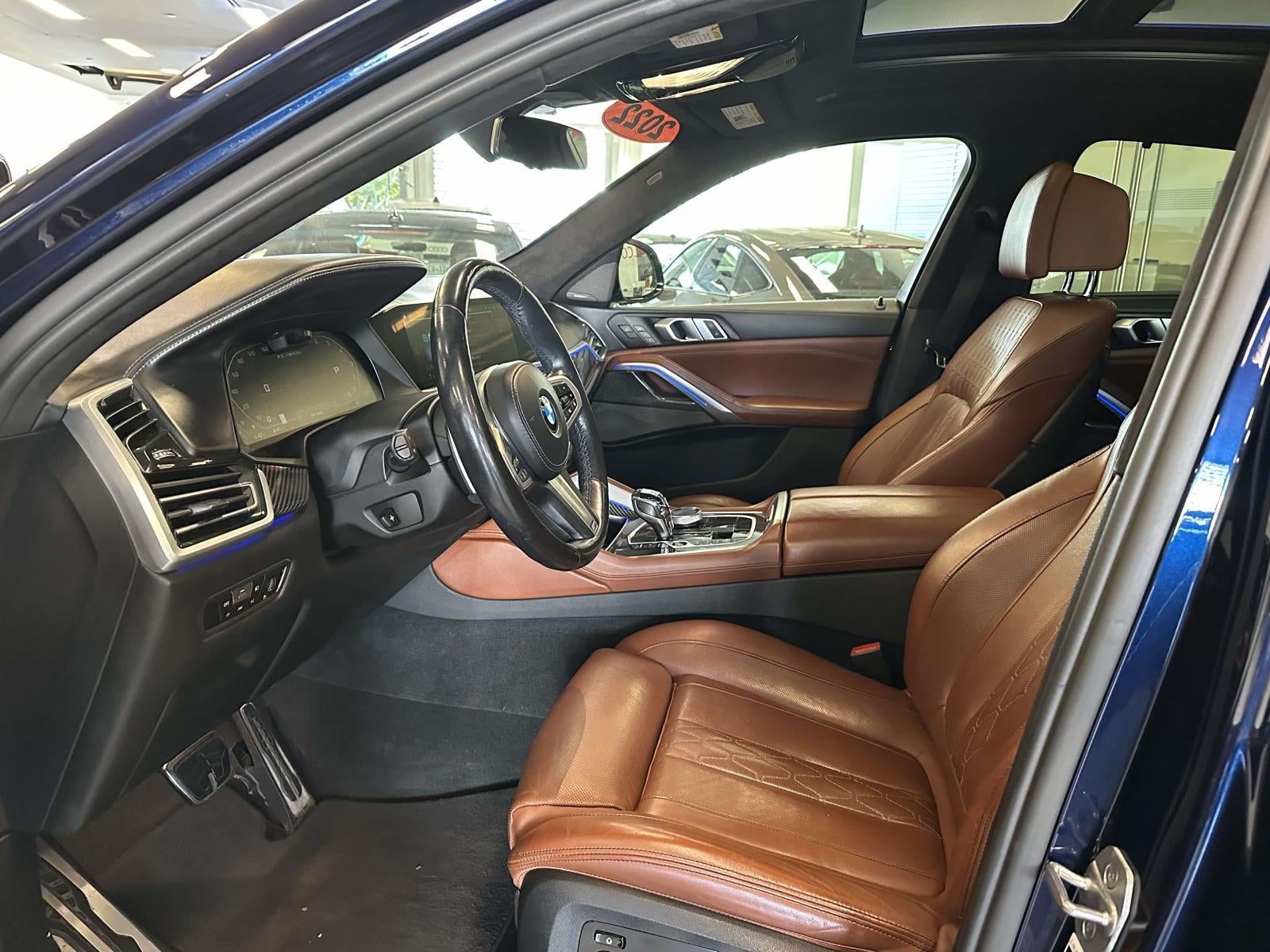 2022 BMW X6 M50i