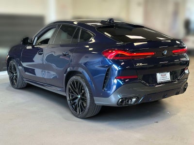 2022 BMW X6 M50i