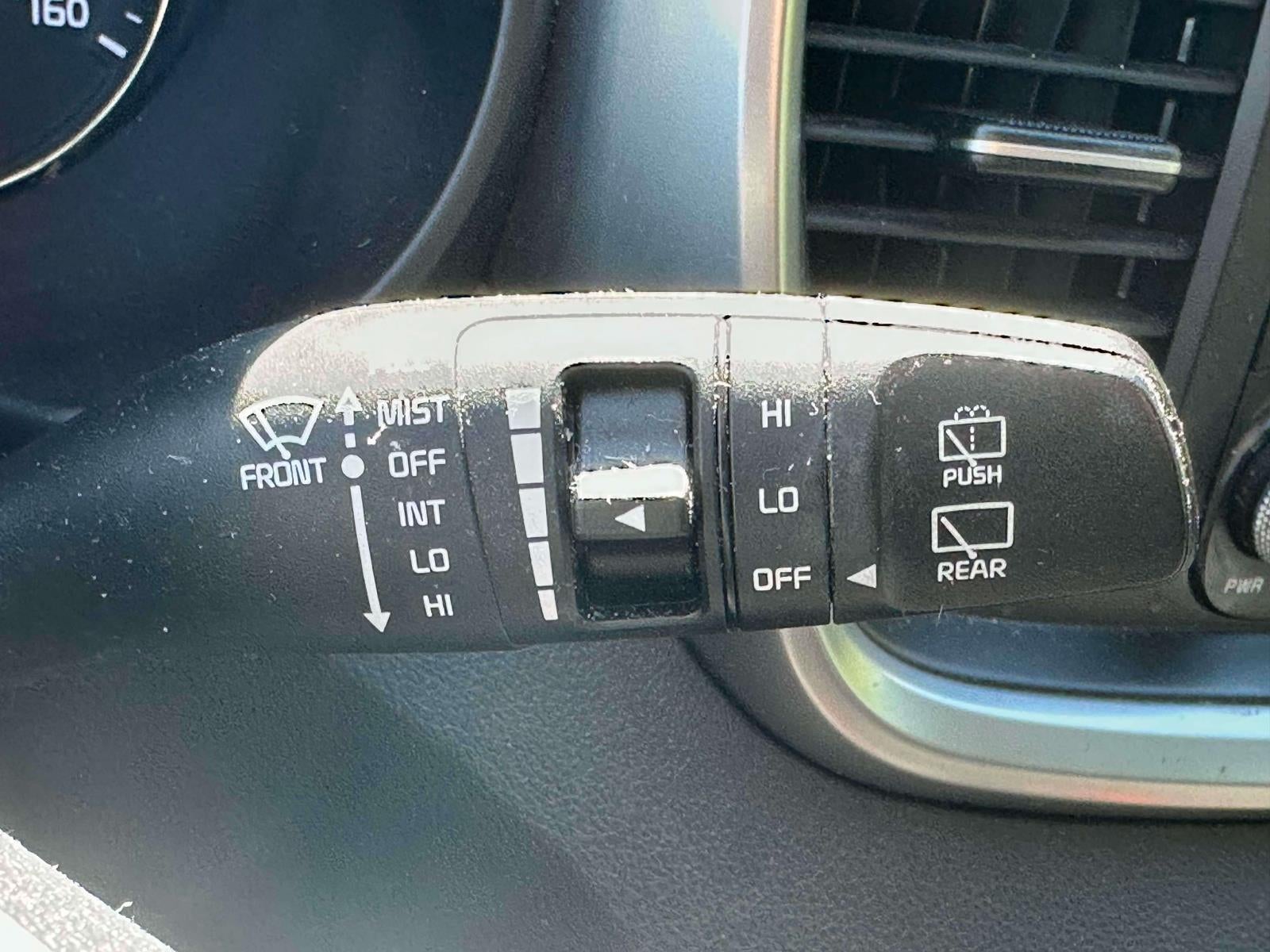 2020 Kia Sorento 3.3L LX