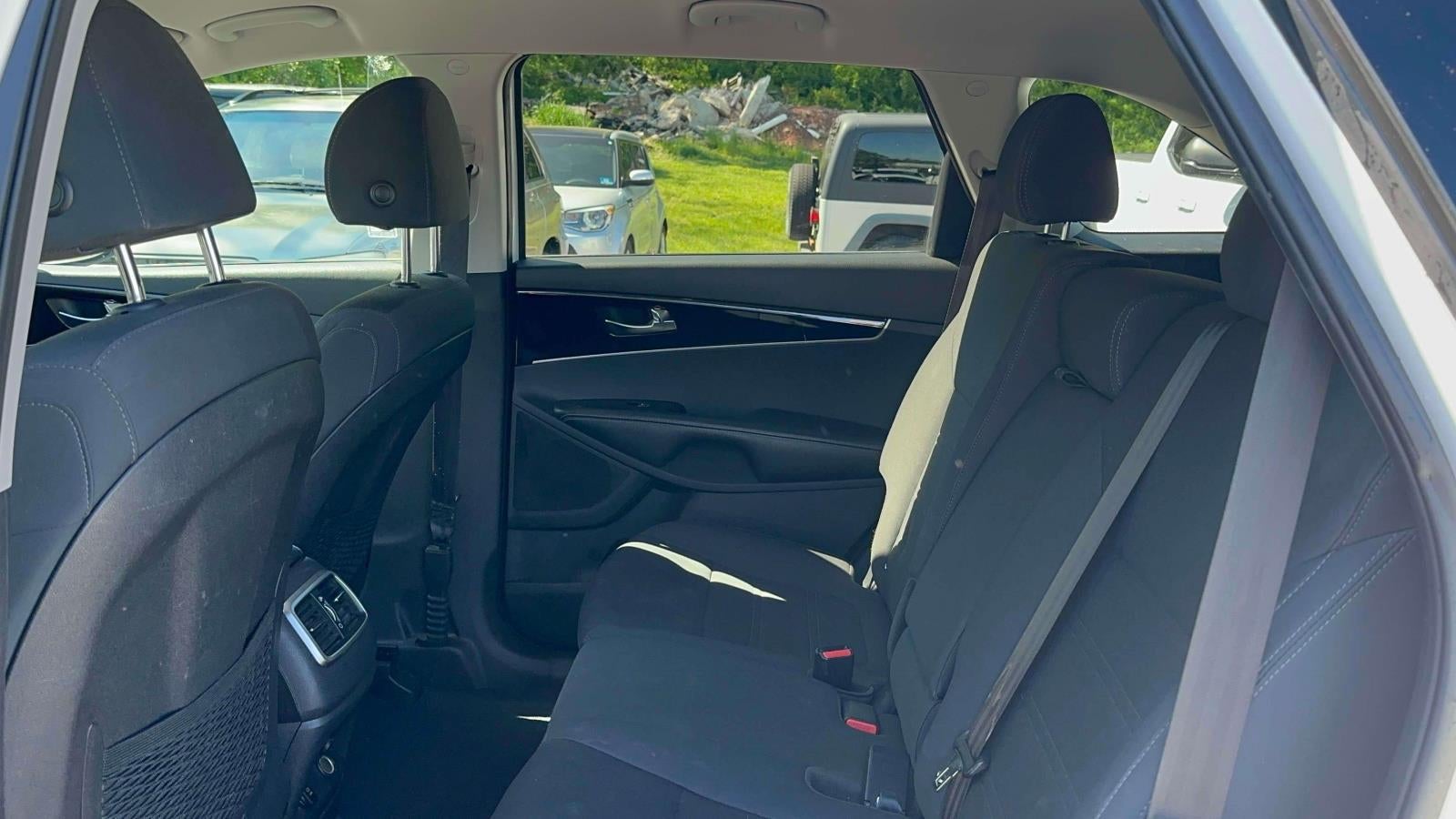 2020 Kia Sorento 3.3L LX