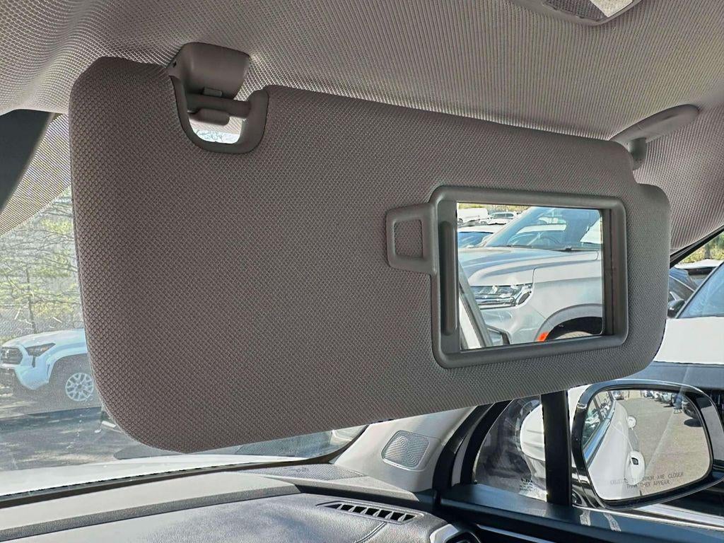 2024 Kia Sorento LX