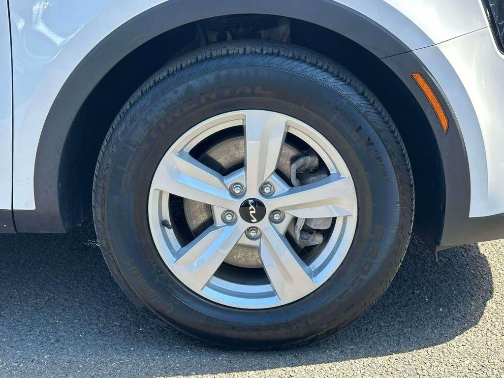 2024 Kia Sorento LX