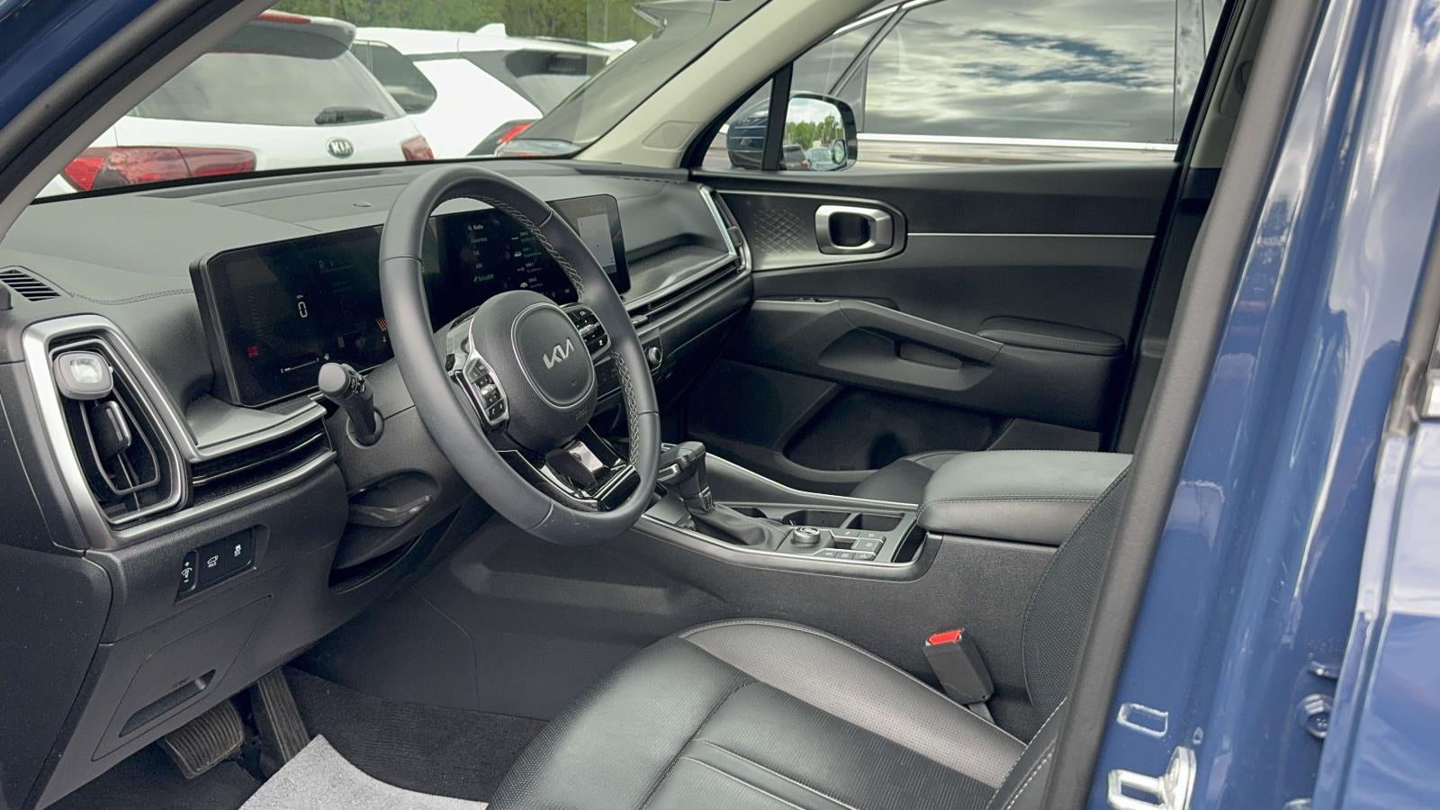 2025 Kia Sorento EX