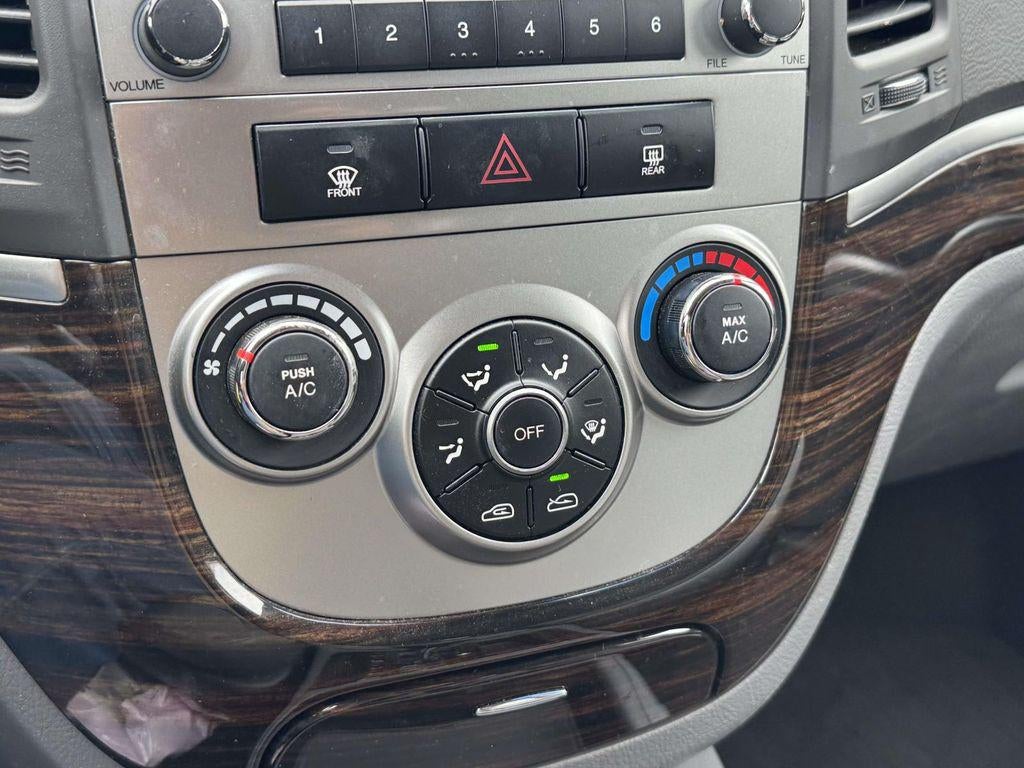 2011 Hyundai Santa Fe SE