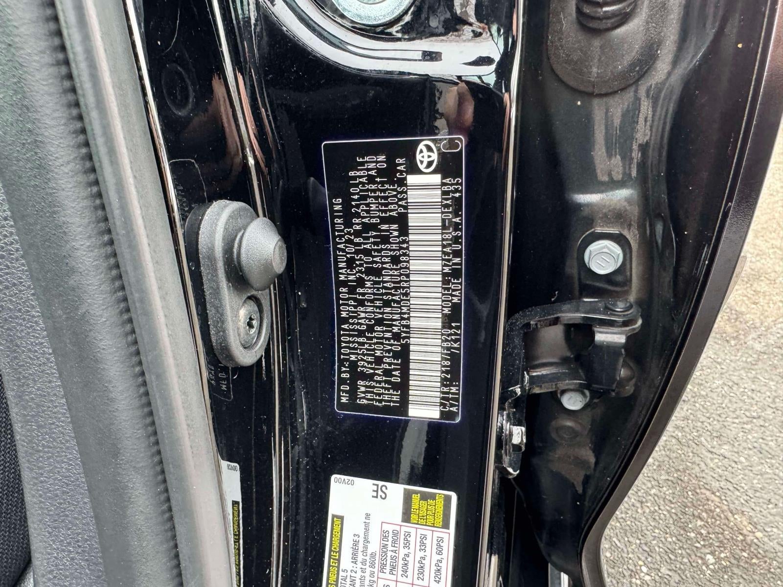 2024 Toyota Corolla LE