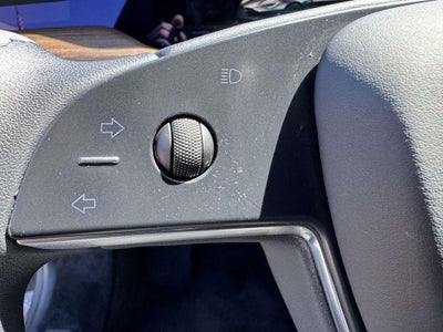 2022 Tesla Model S Dual Motor All-Wheel Drive
