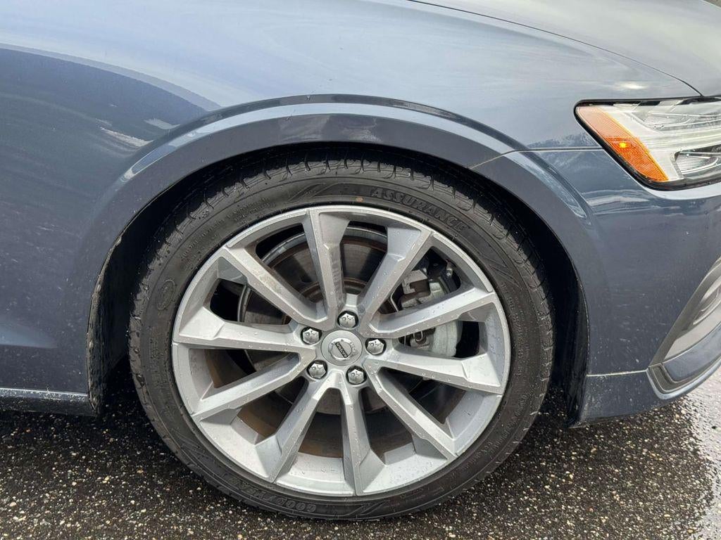 2020 Volvo S60 T5 Momentum