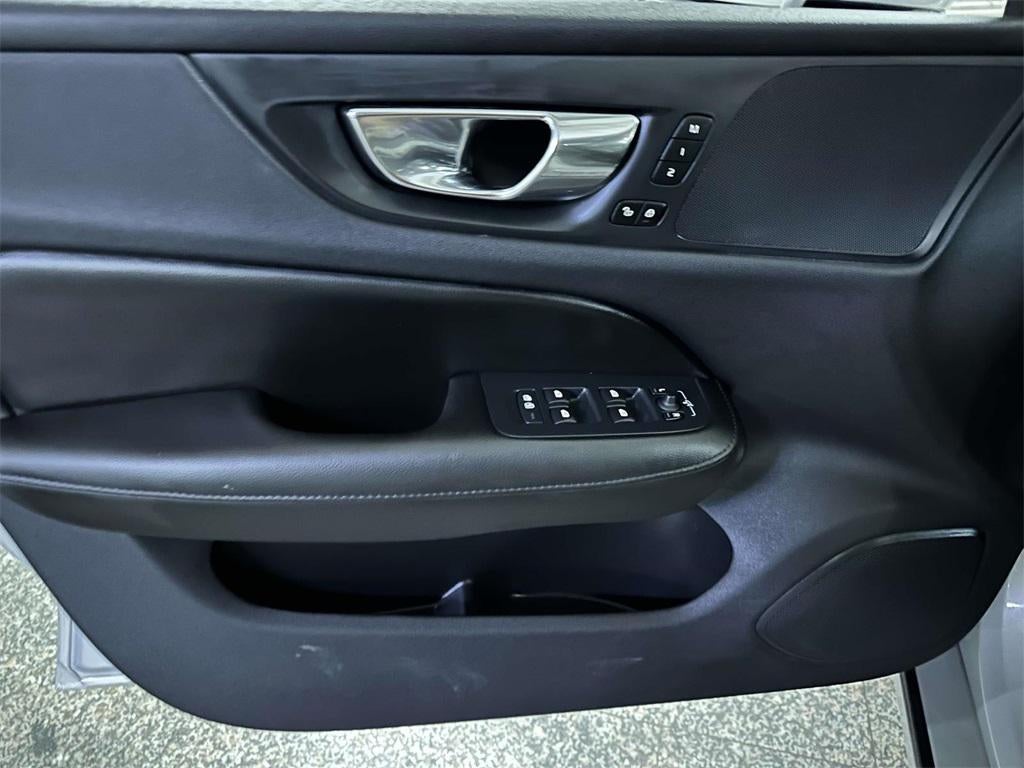 2019 Volvo S60 T6 Momentum