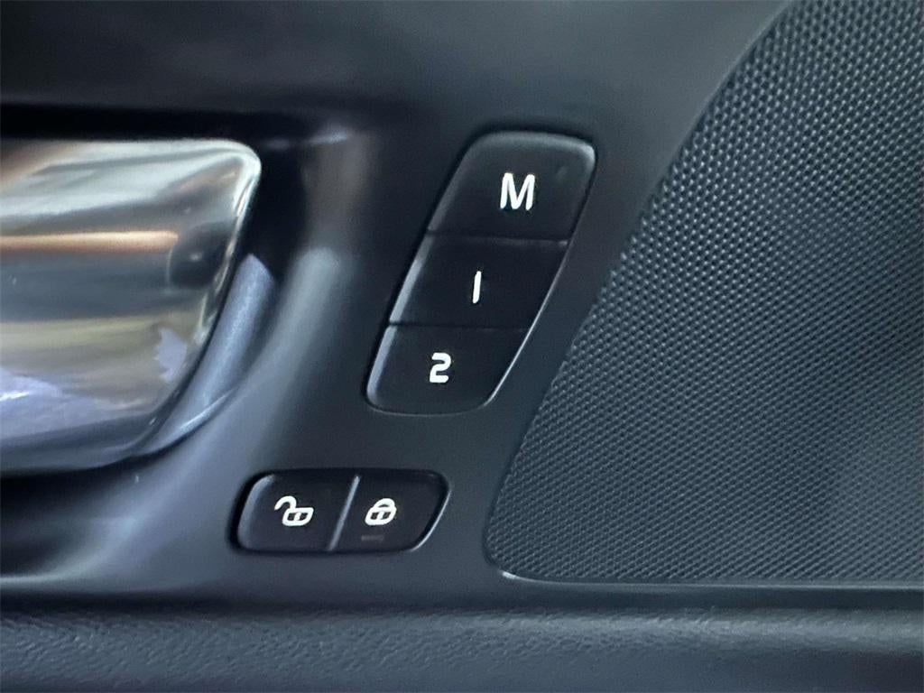 2019 Volvo S60 T6 Momentum