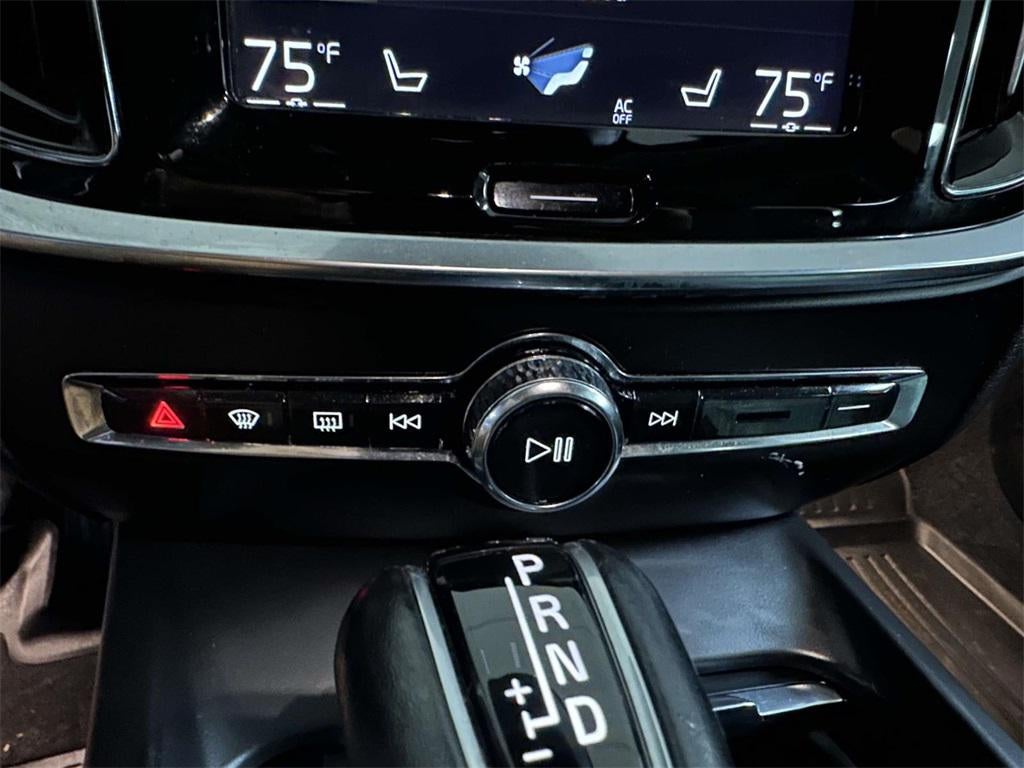 2019 Volvo S60 T6 Momentum