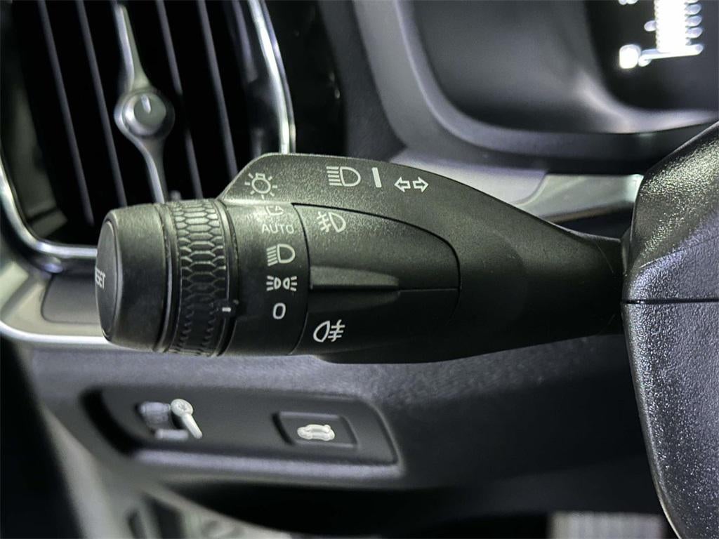 2019 Volvo S60 T6 Momentum