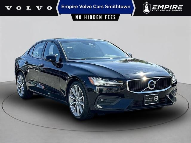 2021 Volvo S60 T6 Momentum