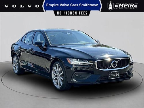 2021 Volvo S60 T6 Momentum