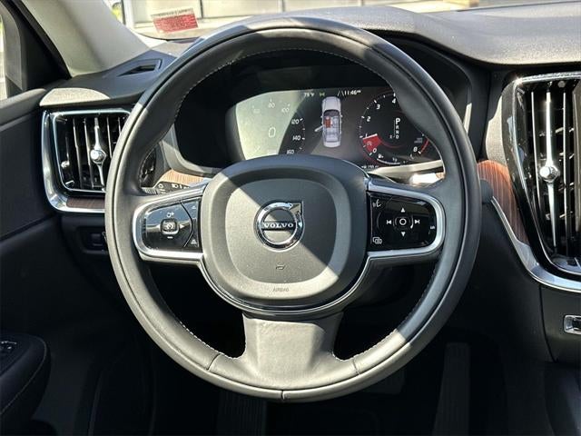 2021 Volvo S60 T6 Momentum