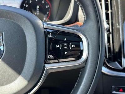 2021 Volvo S60 T6 Momentum