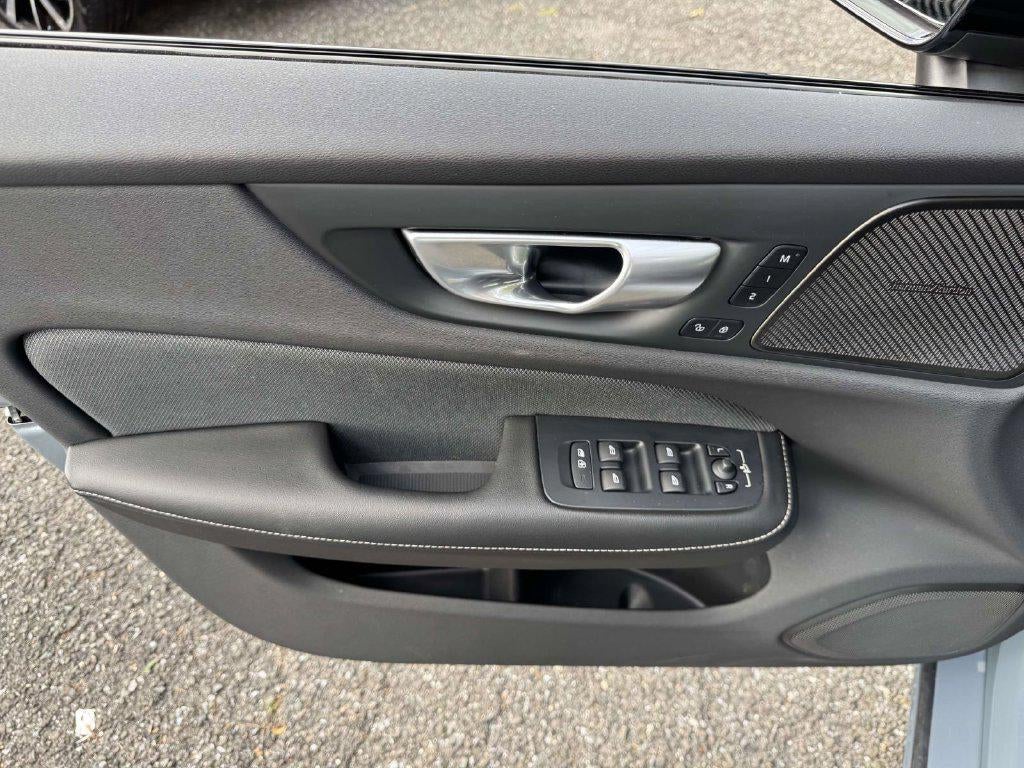 2024 Volvo Módulo de inyección S60 recargable, híbrido T8 Ultimate Dark Theme