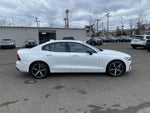 2024 Volvo S60 B5 Plus Dark Theme