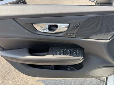 2023 Volvo S60 B5 Plus Black Edition