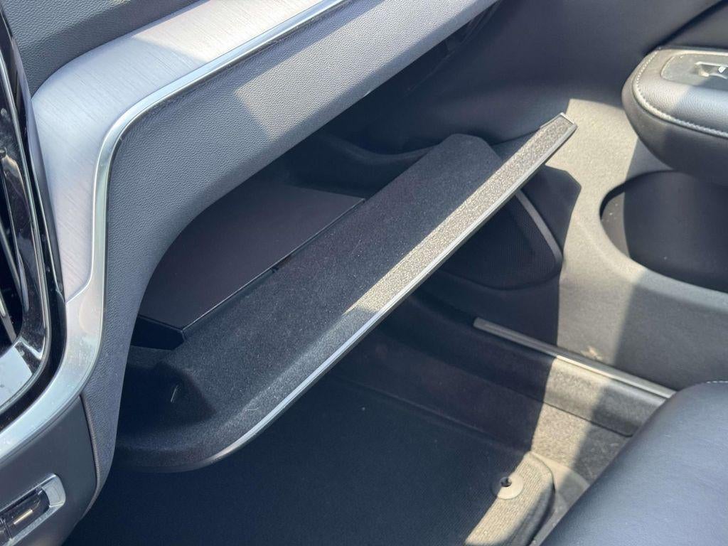 2023 Volvo S60 B5 Plus Black Edition