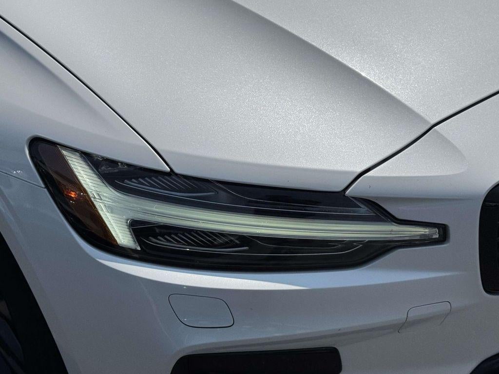 2023 Volvo S60 B5 Plus Black Edition