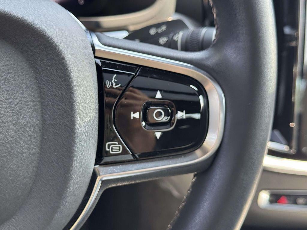 2024 Volvo S60 B5 Plus Black Edition