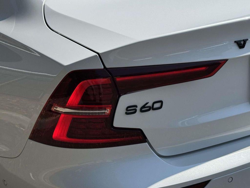2024 Volvo S60 B5 Plus Black Edition
