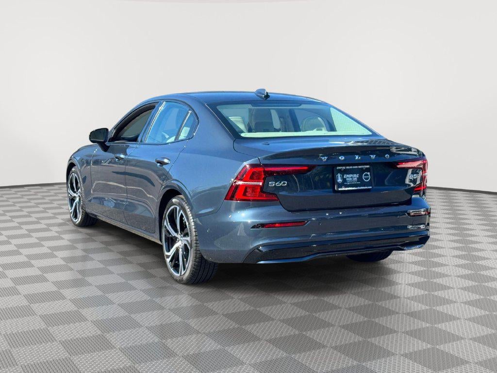 2024 Volvo S60 B5 Plus Dark Theme