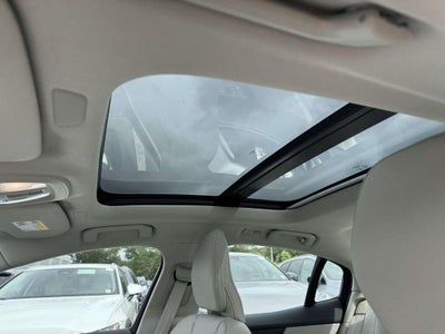 2024 Volvo S60 B5 Plus Dark Theme