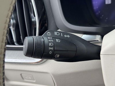 2024 Volvo S60 B5 Plus Dark Theme
