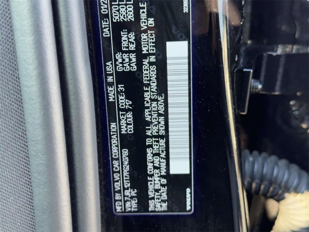 2023 Volvo S60 B5 Plus Black Edition