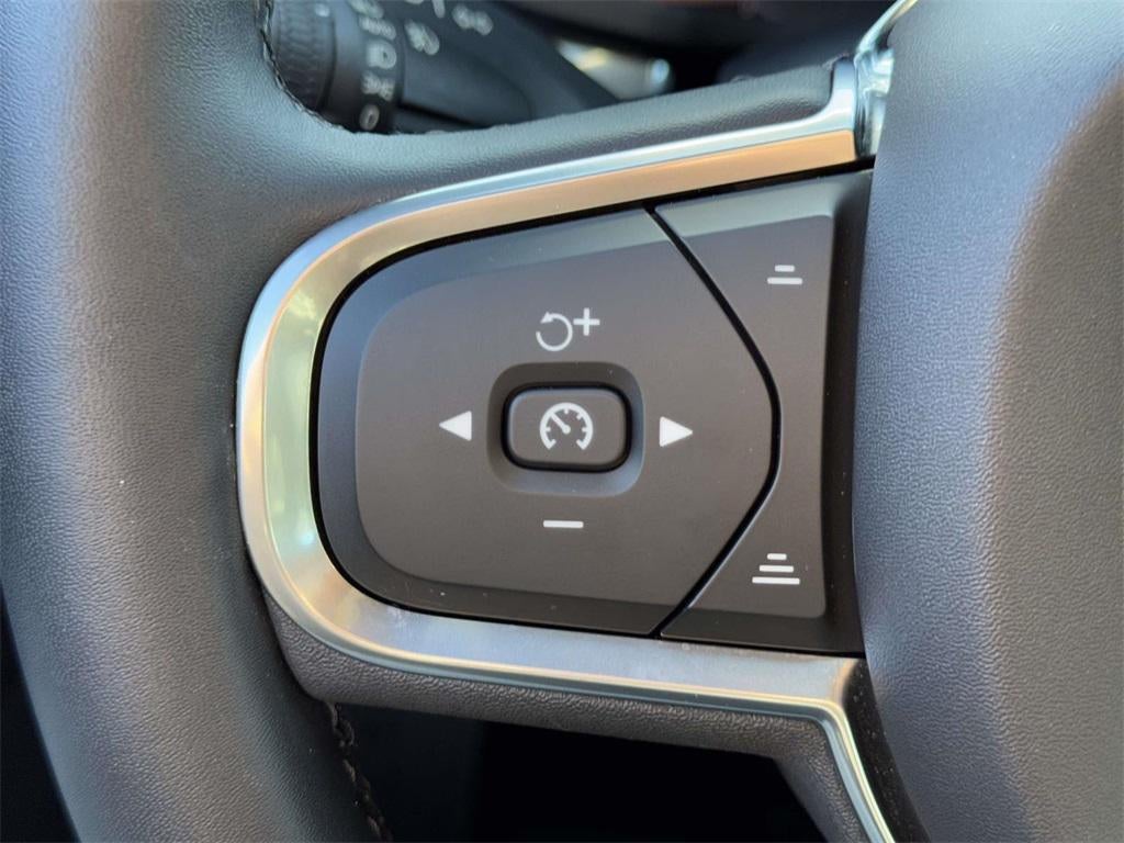 2023 Volvo S60 B5 Plus Black Edition