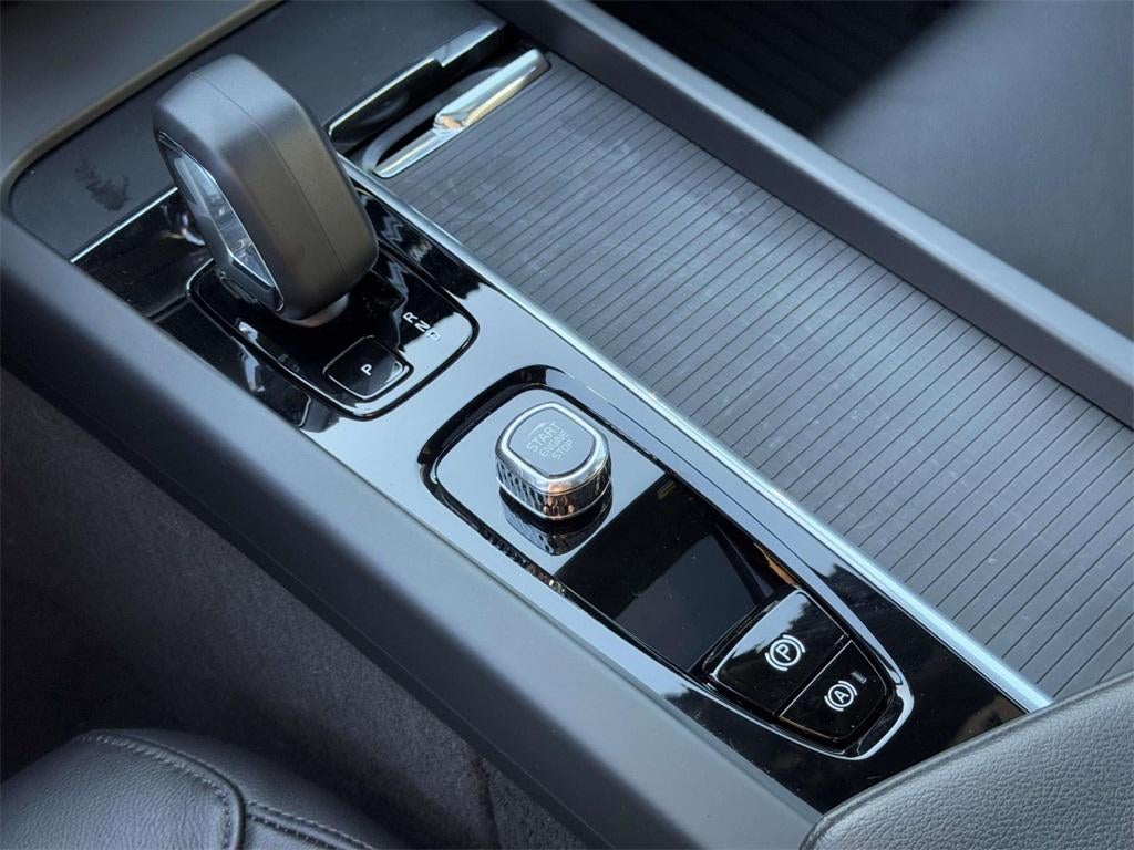 2023 Volvo S60 B5 Plus Black Edition