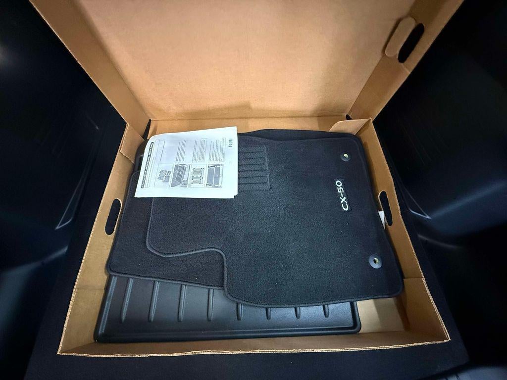 2024 Mazda Mazda CX-50 2.5 S Premium