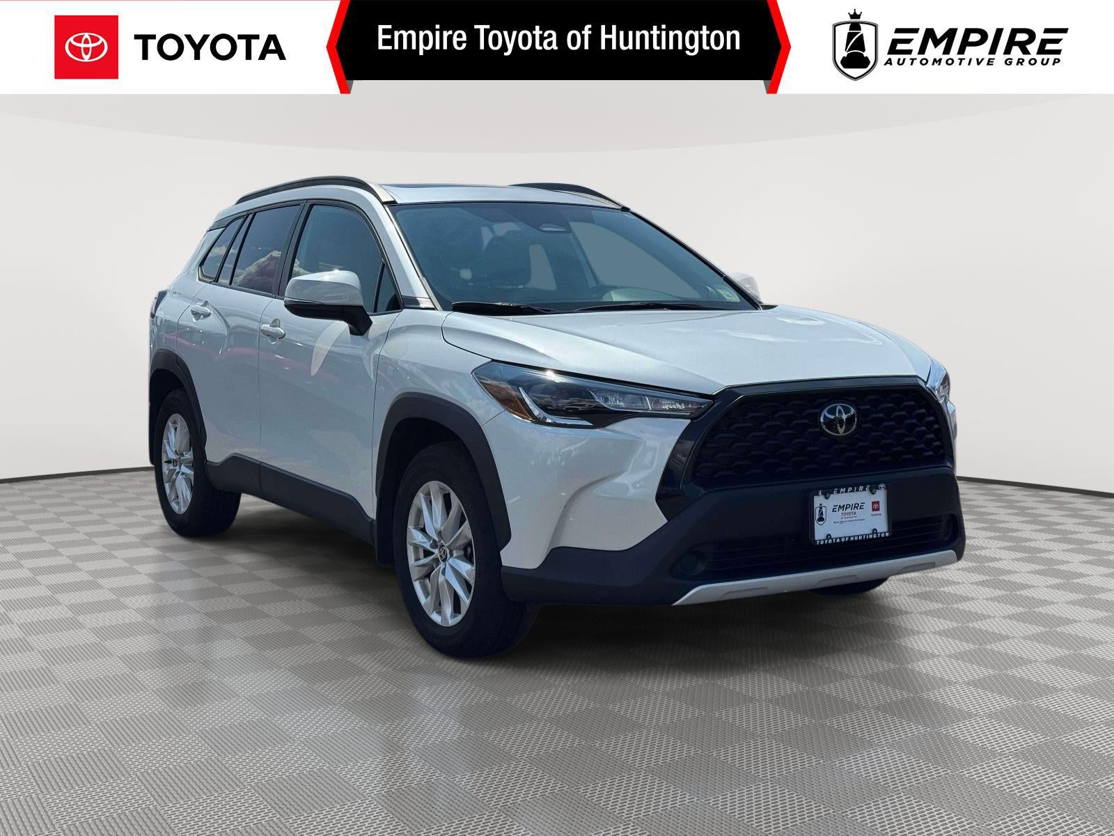 2024 Toyota Corolla Cross LE