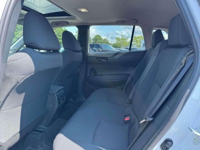 2024 Toyota Corolla Cross LE