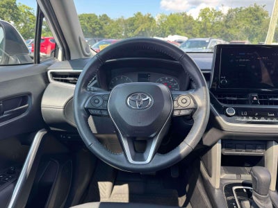 2024 Toyota Corolla Cross LE