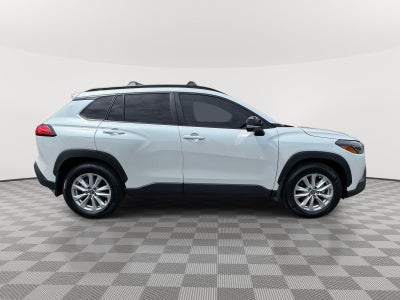 2025 Toyota Corolla Cross LE