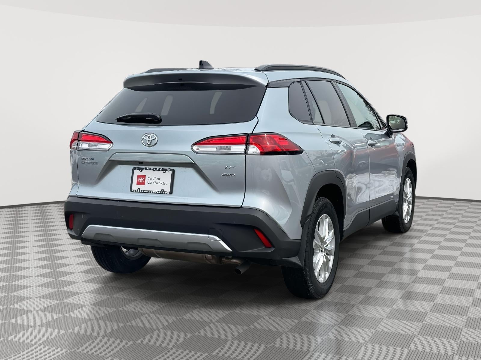 2025 Toyota Corolla Cross LE