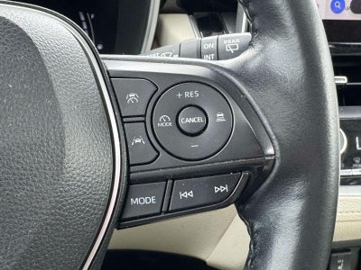 2023 Toyota Corolla Cross XLE