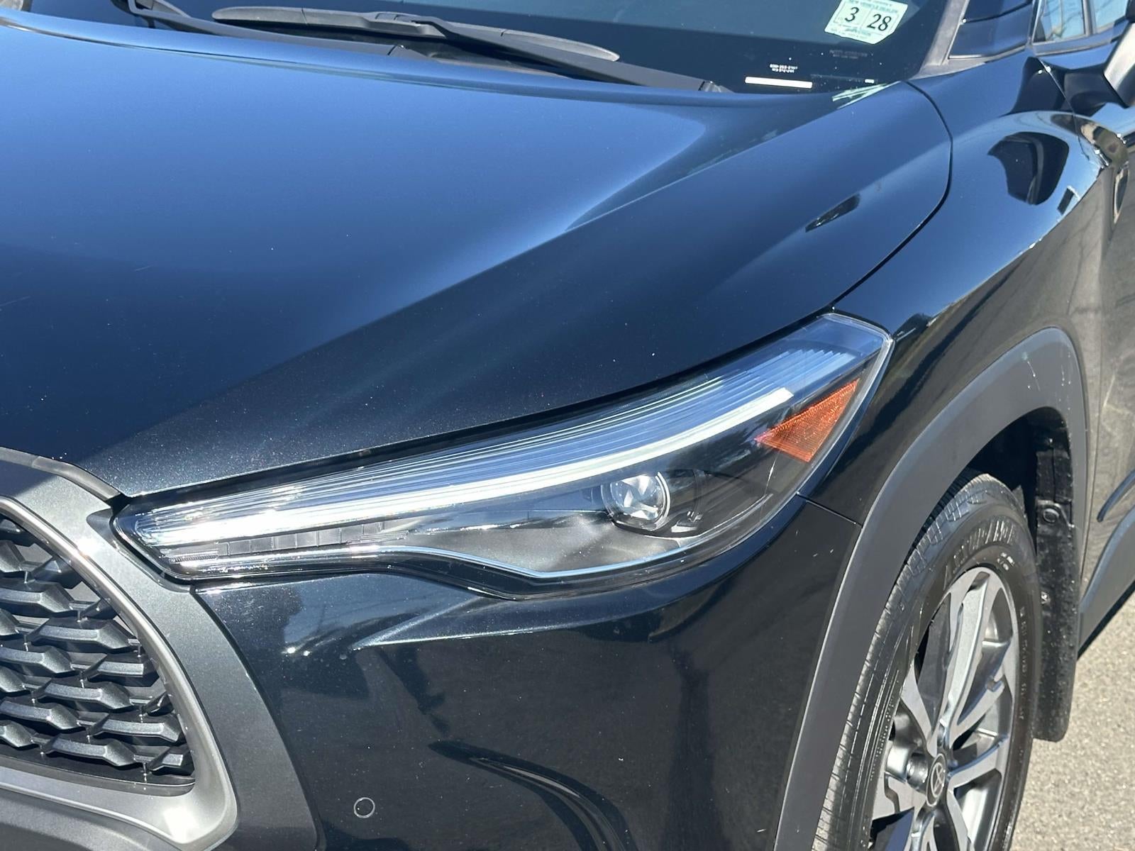 2023 Toyota Corolla Cross XLE