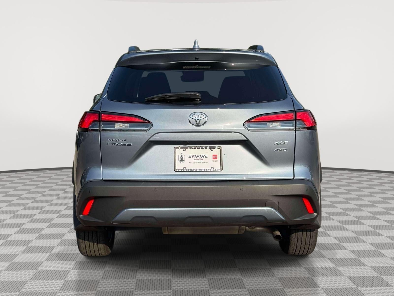 2024 Toyota Corolla Cross XLE